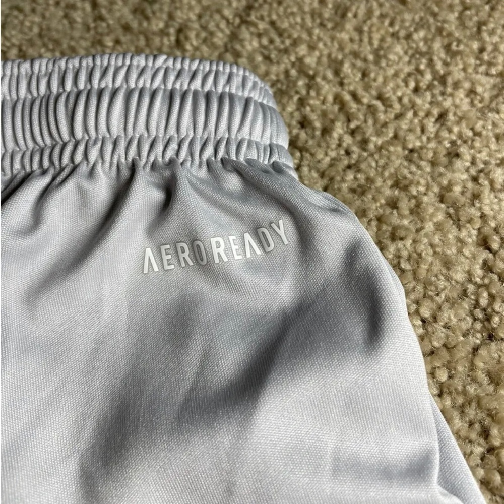 Men’s Athletic Aeroready Adidas Soccer Shorts Size Small Gray - Picture 4 of 8